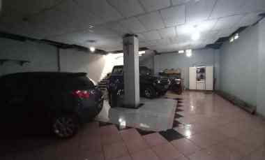 dijual rumah setiabudi