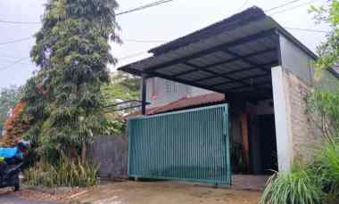 dijual rumah setiabudi regency