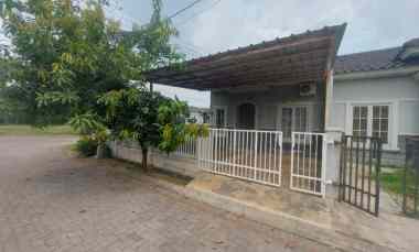 dijual rumah setu bekasi