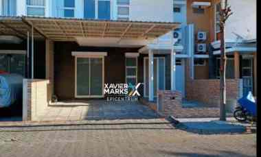 Dijual Rumah Siap Huni di Babatan Pantai Greenville