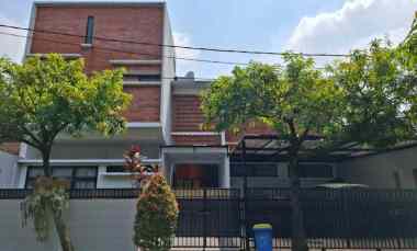 Rumah Dijual di Kemang Pratama Bojong Rawalumbu Bekasi