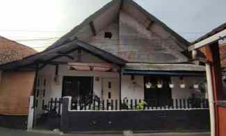 dijual rumah siap huni ke jl mobil 50 meter