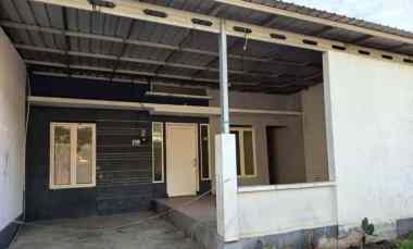 dijual rumah siap huni lokasi di tasikmadu kota malang