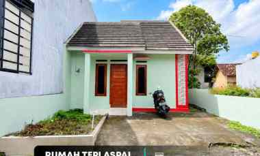dijual rumah sidomoyo