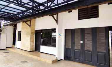 Rumah di Sidosermo Indah dekat Raya Prapen Plaza Marina