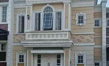 Rumah Ready Dua Lantai di Cluster Mewah Paramount Village Semarang