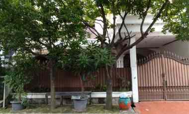 Rumah Luas 180 m2 Simpang Darmo Permai dekat Bon Ami, Papaya, Petra