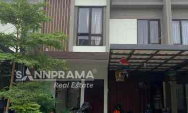 dijual rumah sindang sari