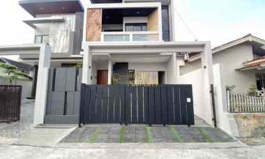 Rumah Mewah Siap Huni dekat Jalan Kaliurang km 8 di Sleman