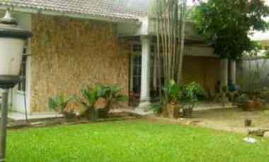 Dijual Rumah Tepat Dipinggir Jalan Raya