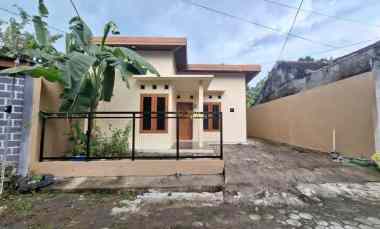 Rumah Murah, Siap Huni, 9 menit dari Rsud Prambanan, Sleman