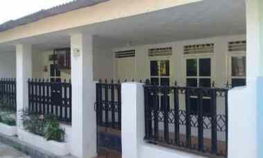 dijual rumah strategis