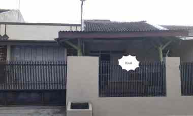 dijual rumah strategis