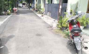 dijual rumah strategis