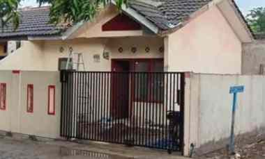 dijual rumah strategis