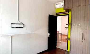 Dijual Rumah Strategis di Arcamanik Kota Bandung