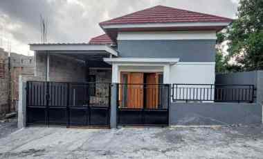 dijual rumah sukoharjo