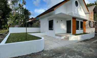 Rumah 500 Jutaan Timur Kampus Uii di Jalan Kaliurang Ngaglik Sleman