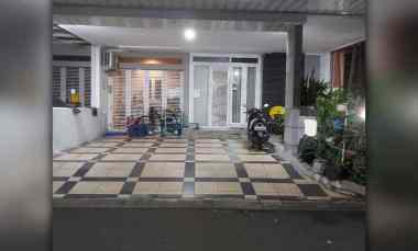 Rumah Fully Renovated Summarecon Bekasi Cluster Maple Dijual