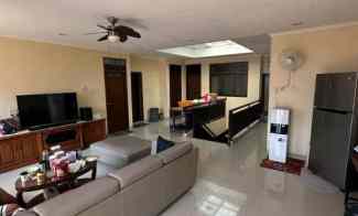 dijual rumah sunter garden