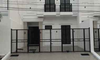 Rumah Baru Gress Model American Style Lokasi Sutorejo Surabaya