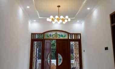 Rumah Classic Modern Sutorejo Pakuwon City Mall, Galaxy Mall