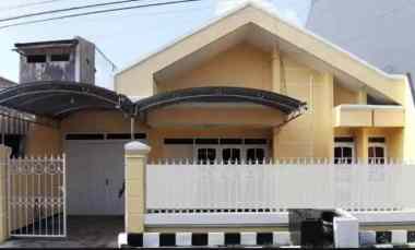 dijual rumah sutorejo tengah