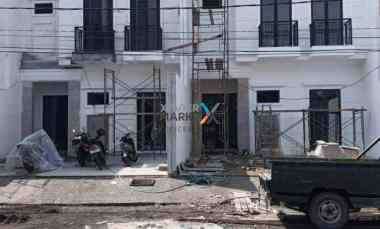 dijual rumah sutorejo timur american style dekat unair