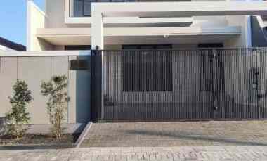 Rumah Sutorejo Utara dekat Raya Mulyosari Row Jalan 2.5 Mobil Carport