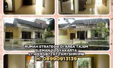 Rumah Strategis di Area Tajem Sleman Yogyakarta. Lt105,6 Lb72 Kt2 Km1