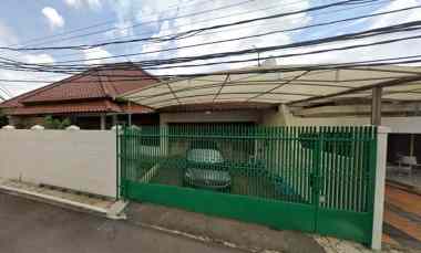 dijual rumah taman gandaria indah