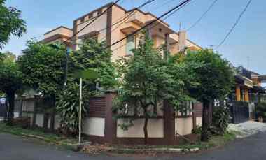 Rumah Hook Murah Minimalis di Pondok Kelapa, Duren Sawi