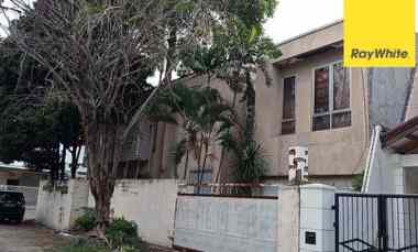 Dijual Rumah Aset Lelang Jalan Taman Pradah Indah Dukuh Pakis Surabaya