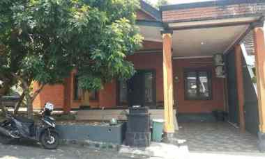 dijual rumah tamansari hill