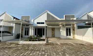 Jual Rumah Siap Huni Luas Type 72/138 dekat Exit Toll Prambanan