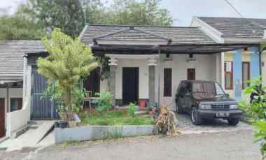 Rumah Siap Huni Nyaman dan Asri di Tanimulya Ngamprah Bandung Barat