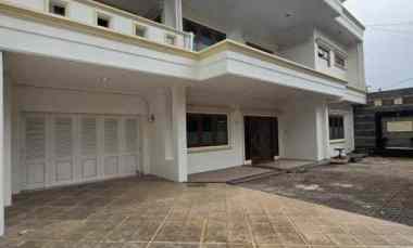 Dijual Rumah Mewah Harga Murah di Tebet Jakarta Selatan