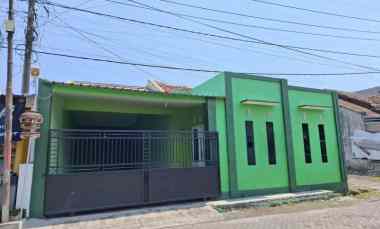 Rumah Dijual di Tegal besar