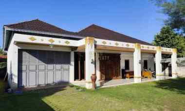 Rumah Etnik Modern, Tanah Super Luas dekat Blok O Banguntapan