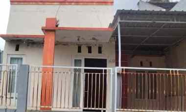 dijual rumah teluk pelabuhan ratu