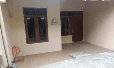 dijual rumah tembalang