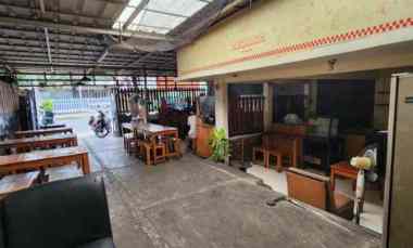 Dijual Rumah/Tempat Usaha di Karawitan