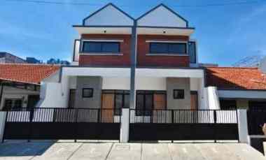 Rumah Mewah 2 Lantai Tenggilis Mejoyo Termurah dekat Ubaya, Palapa