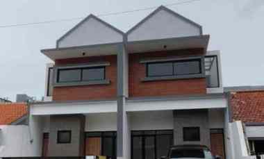 Rumah Baru Tenggilis Mejoyo dekat Kampus ITS Akses Tol Potensi