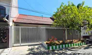 dijual rumah tenggilis utara