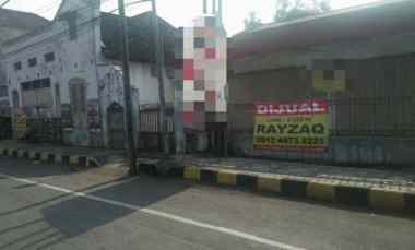 Rumah Dijual di TEPI JALAN RAYA DAERAH KEBONAGUNG PASURUAN KOTA, JATIM