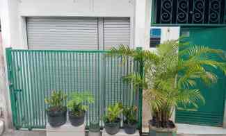 dijual rumah terong