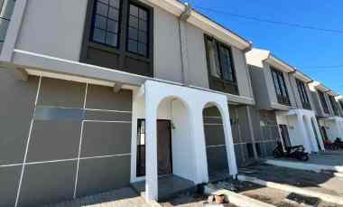 dijual rumah the anvaya juanda