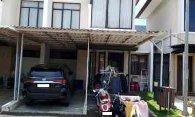 dijual rumah the eminent bsd cluster