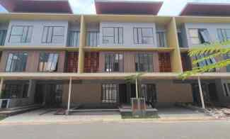 dijual rumah the icon central king